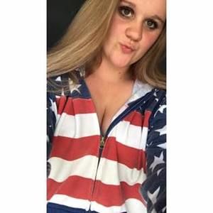 Meet your Posher, Marissa